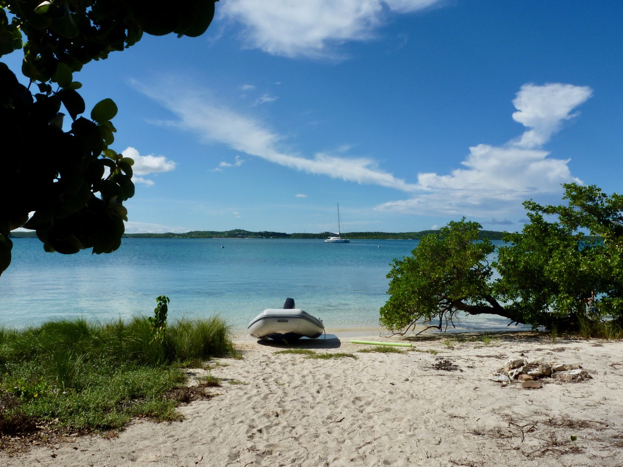 Antigua, Dinghy on beach @ Green Island_Dave Russell