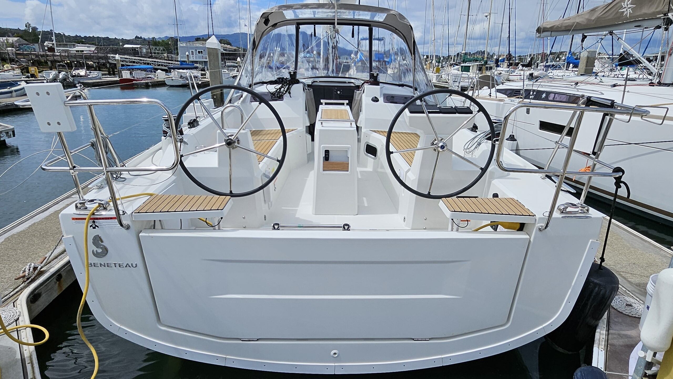  Bora Bora Dual Rudder (Beneteau Oceanis 34.1)