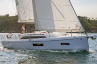 Beneteau Oceanis 37.1 - Naos Yachts
